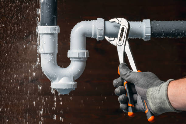 Professional Gas Line Repair technician working in Needham Heights, MA
